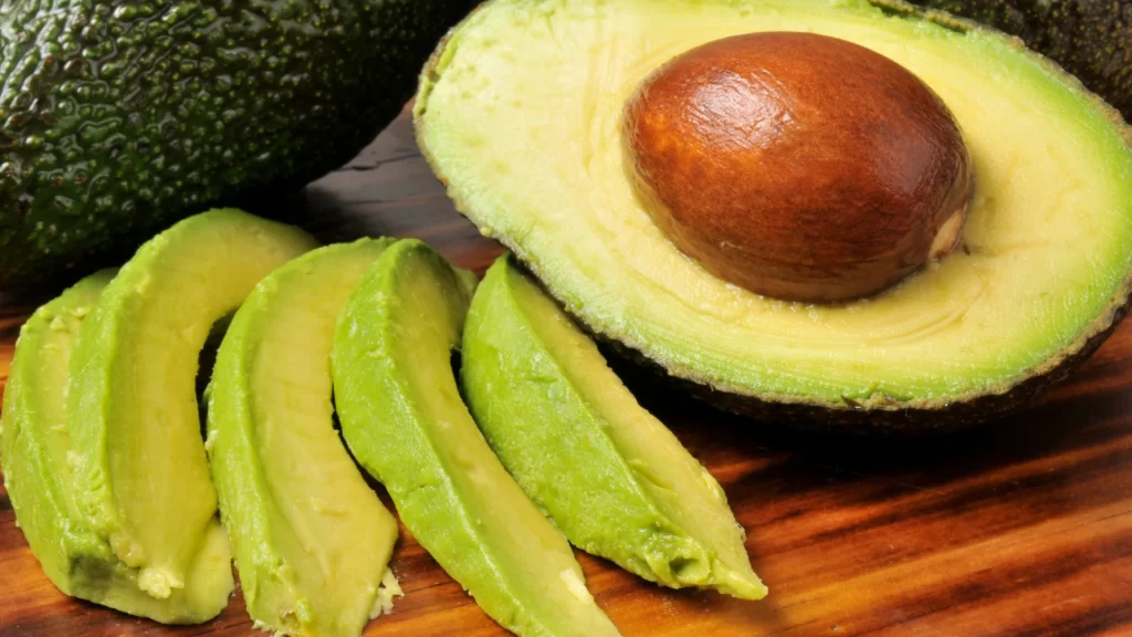 buah_alpukat_untuk_maag
