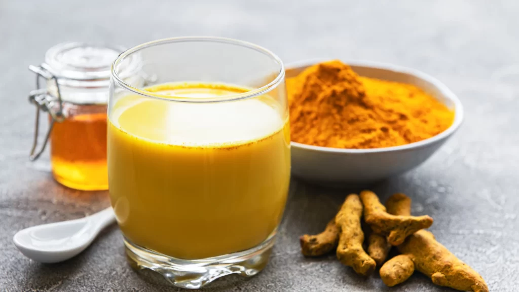 aturan minum kunyit untuk asam lambung
