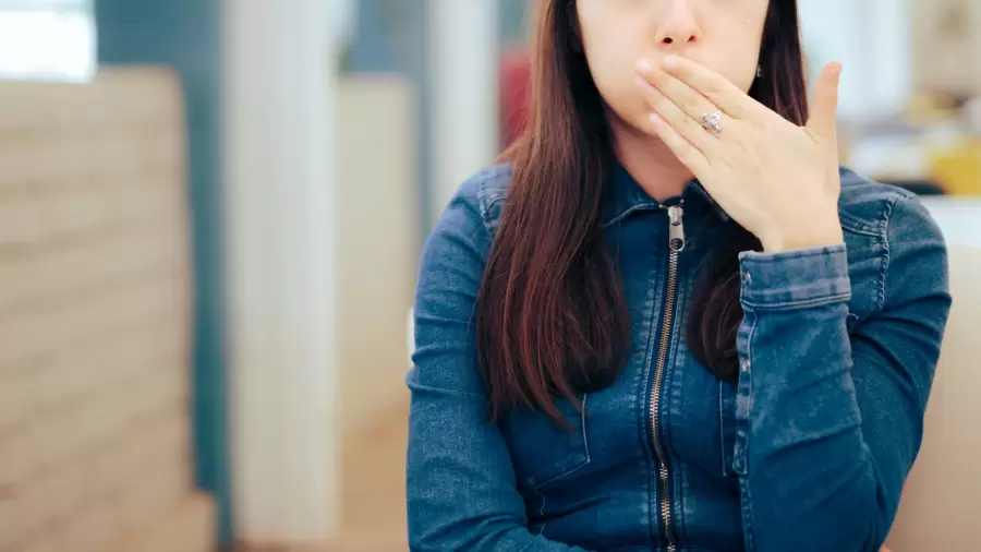 Sering Bersendawa? Pahami Penyebab dan Cara Mengatasinya