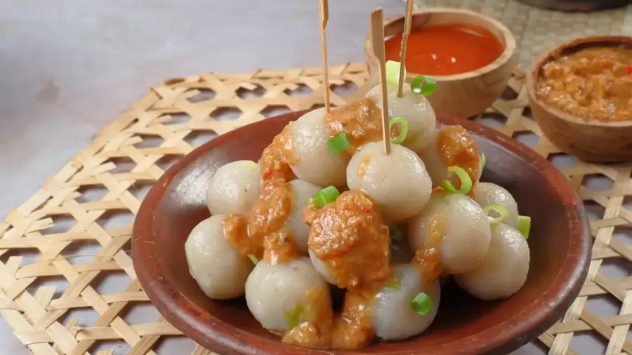 Bolehkah Penderita Asam Lambung Makan Cilok?
