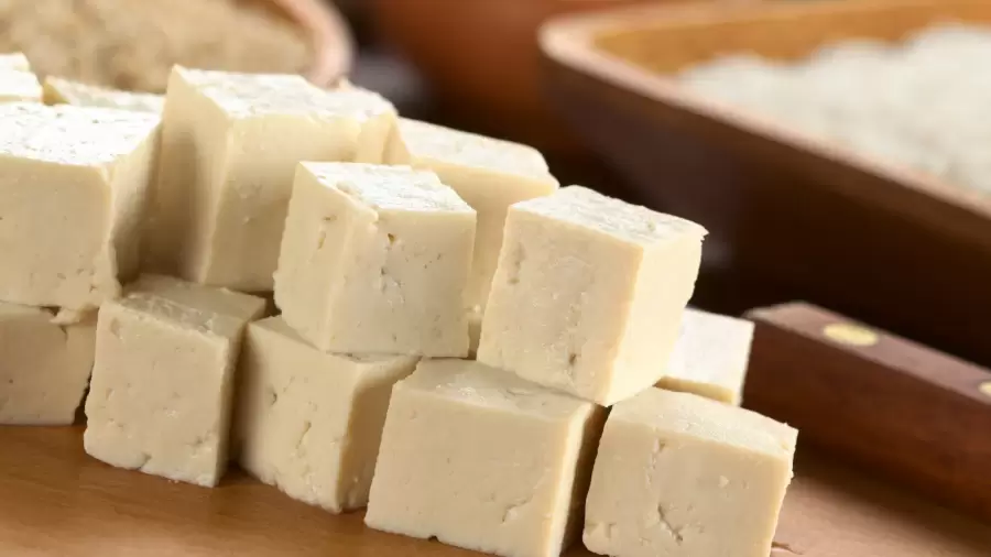 Manfaat Tahu Mentah, Efektifkah untuk Penderita Asam Lambung?