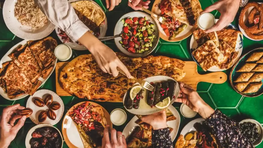 Waktu Makan yang Baik Menurut Islam