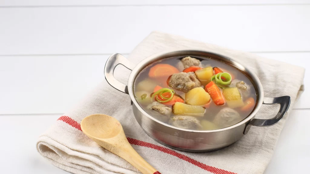 menu sahur berkuah sop ayam