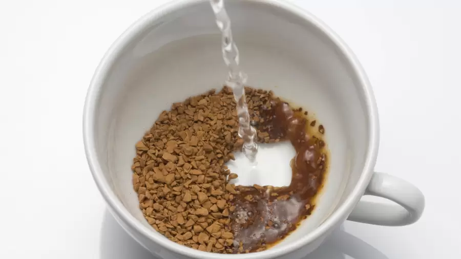 Bahaya Minum Kopi Instan Setiap Hari, Hal Ini Harus Anda Ketahui