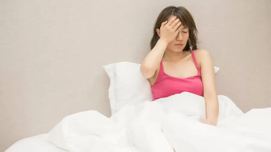 Posisi Tidur saat Sesak Napas karena Asam Lambung